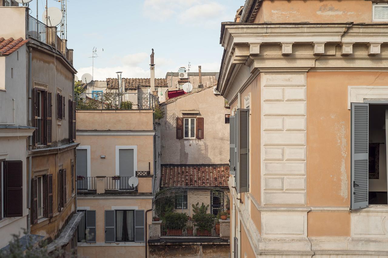 Apartment Penthouse With Terrace In The Heart Of Rom