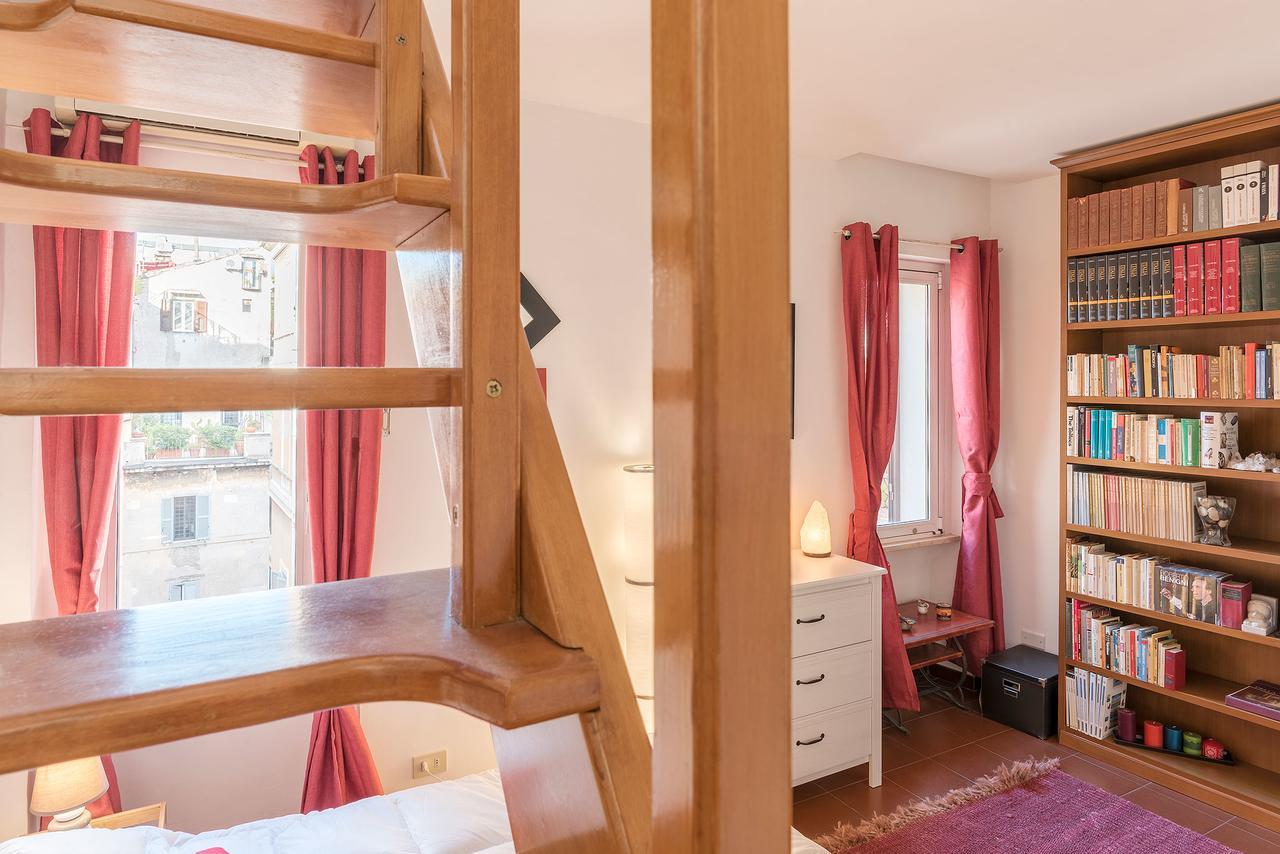 Penthouse With Terrace In The Heart Of Rom